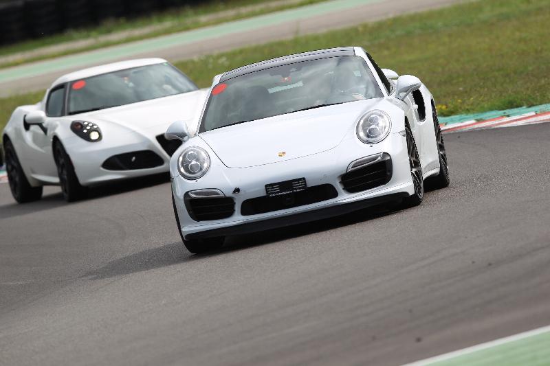/Archiv-2020/37 31.08.2020 Caremotion Auto Track Day ADR/Gruppe rot/Porsche weiß